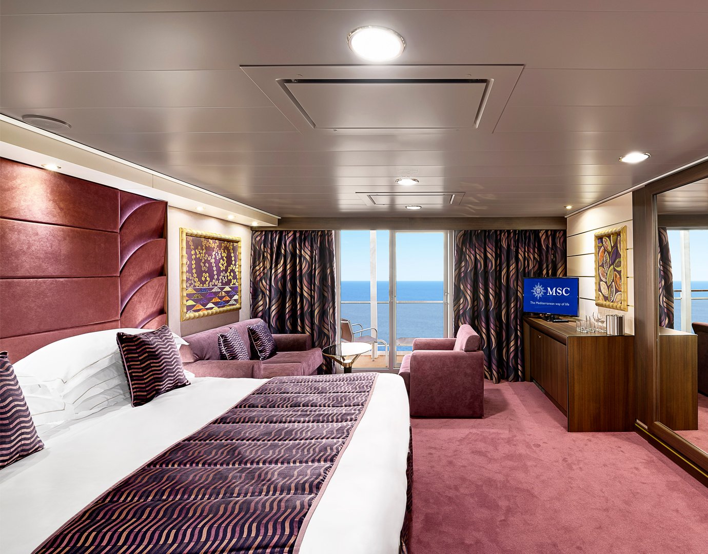 MSC Fantasia Cabin: Deluxe Suite 03 MSC Fantasia Cabin: Deluxe Suite 03