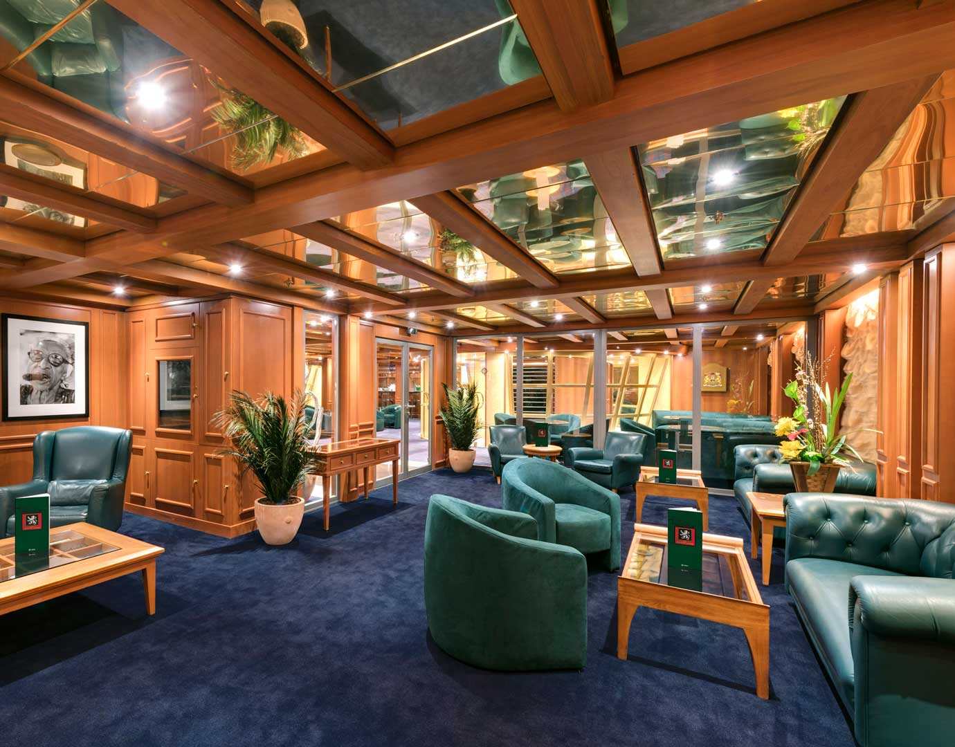Cigar Room | MSC Lirica Cigar Room | MSC Lirica