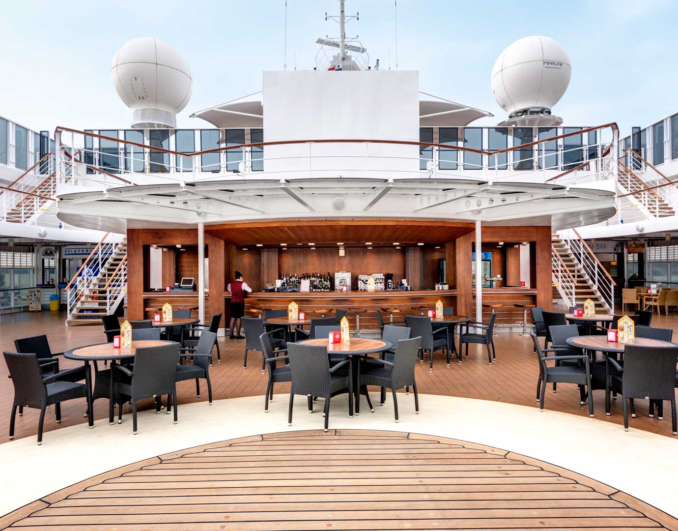 Il Lido Bar | MSC Lirica Il Lido Bar | MSC Lirica
