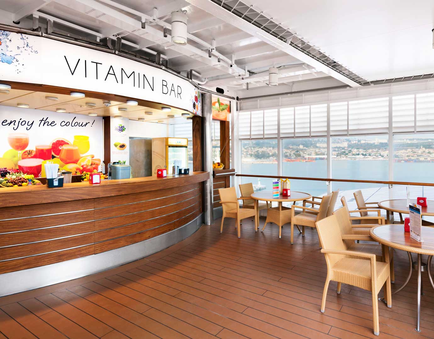 Vitamin Bar | MSC Lirica Vitamin Bar | MSC Lirica