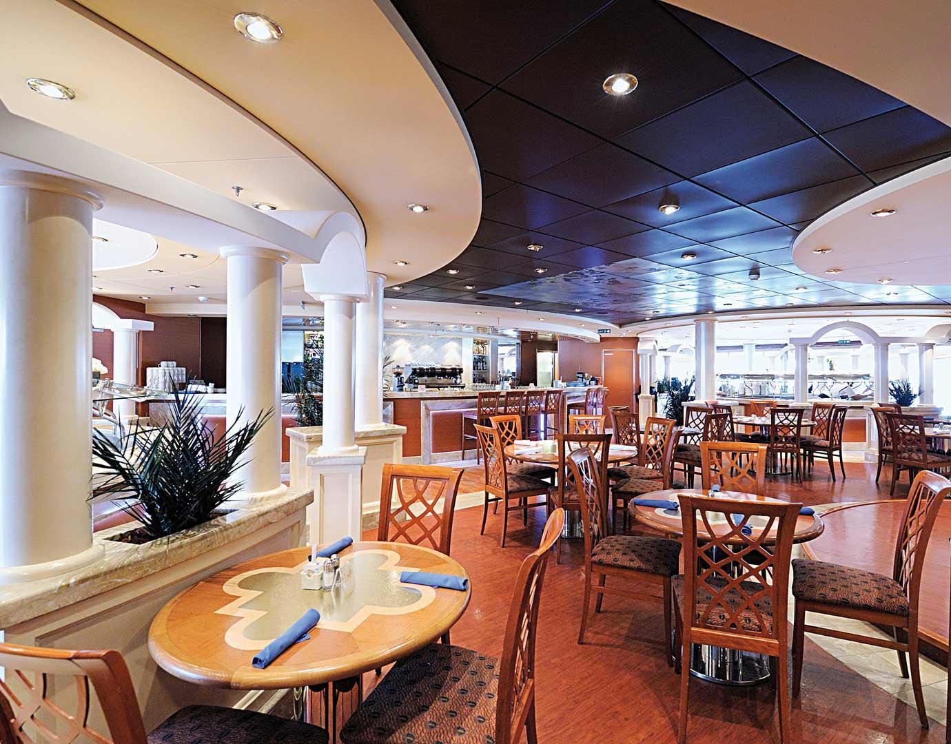 MSC Cruises 4 seasons buffet restaurant MSC Cruises 4 seasons buffet restaurant